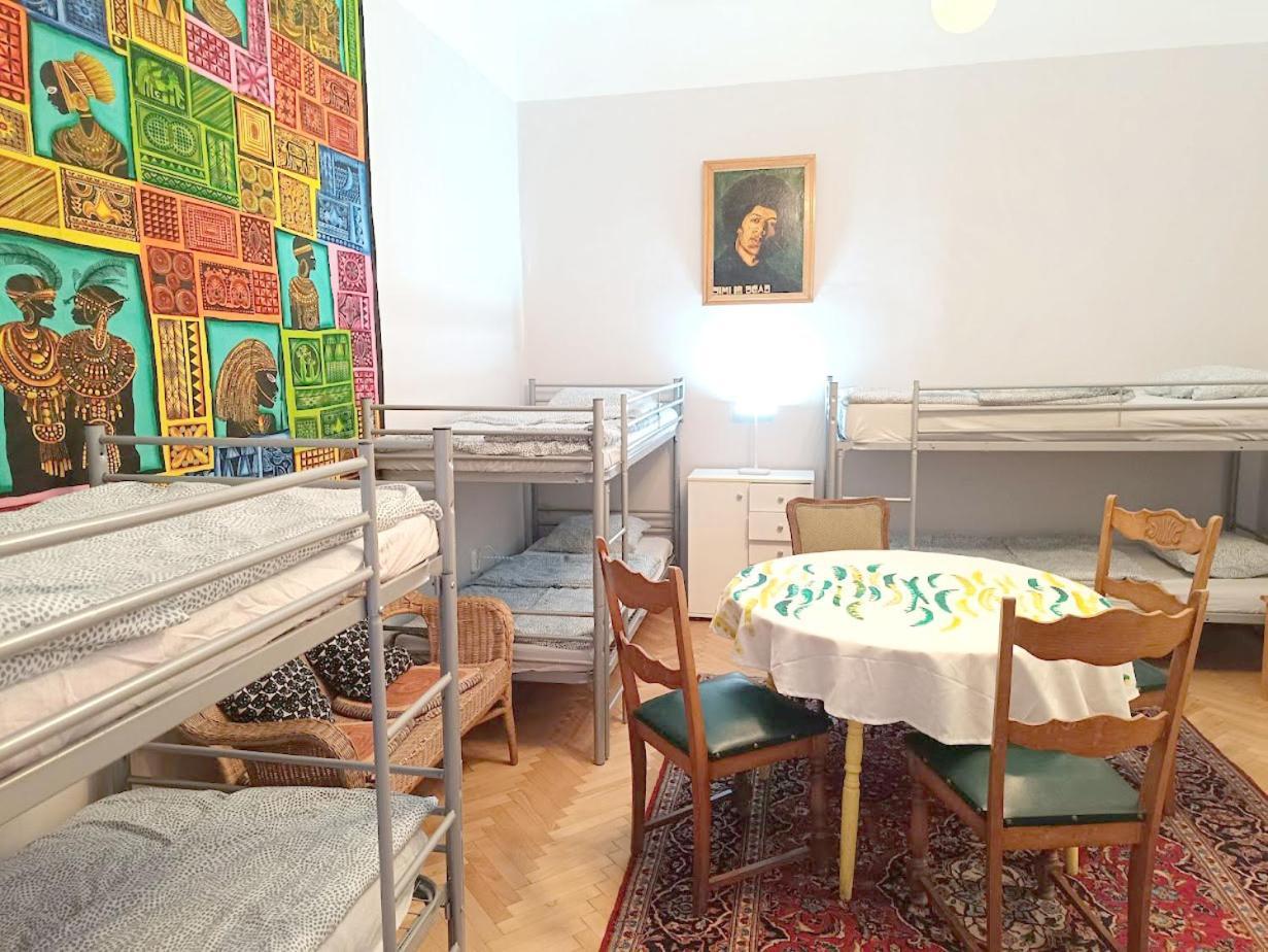 Bridgetown Hostel Budapest Exterior photo