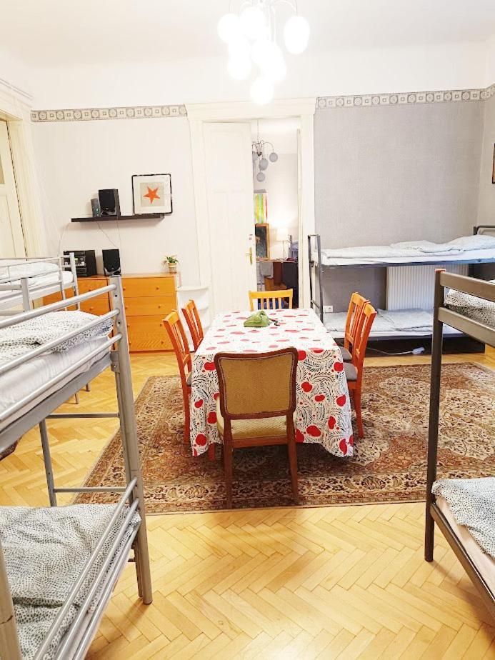 Bridgetown Hostel Budapest Exterior photo